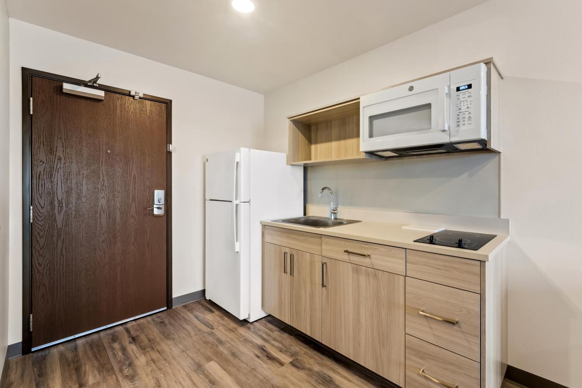 Woodspring Suites Easton Nazareth エクステリア 写真